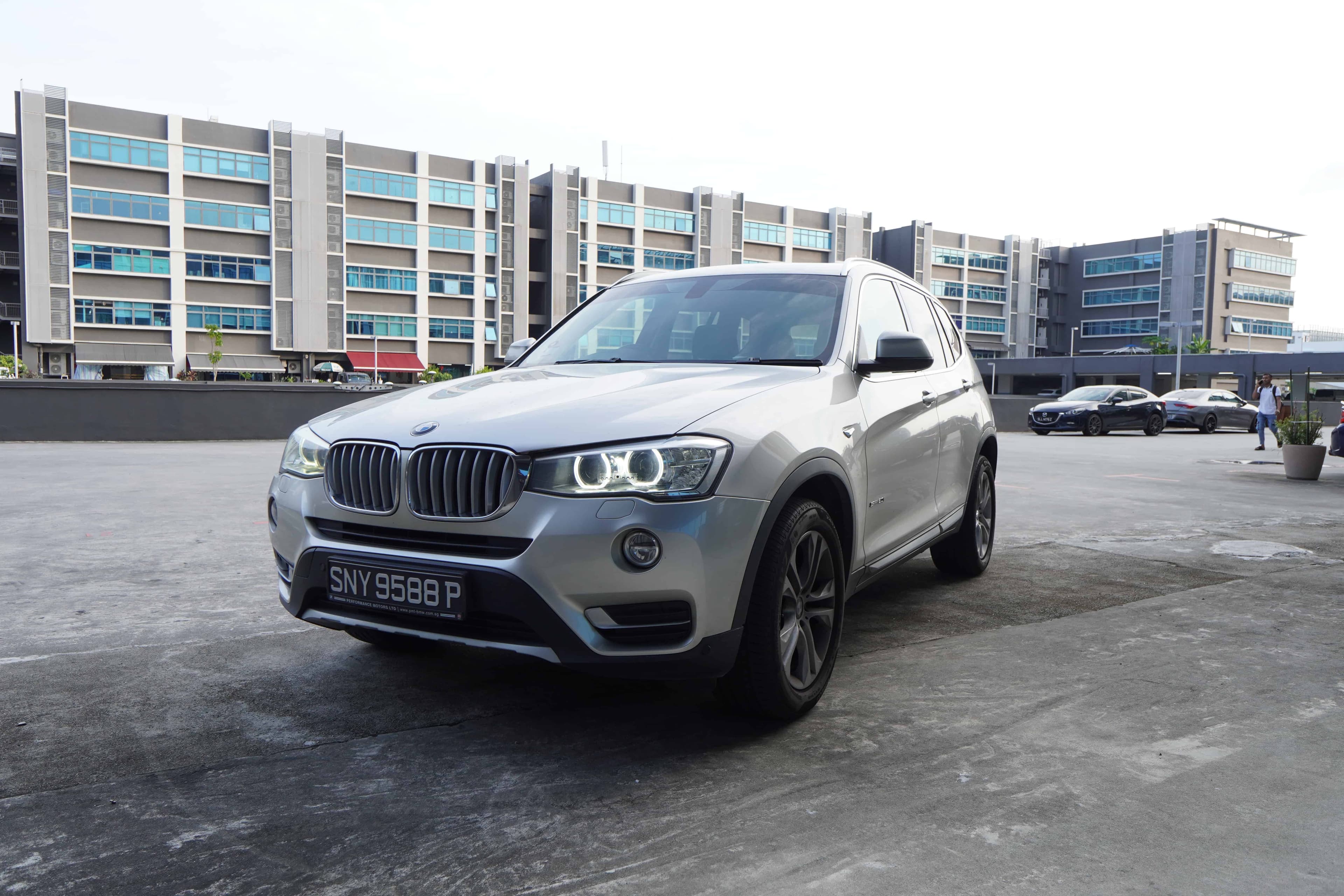 BMW X3 SDRIVE 20I HID SR NAV