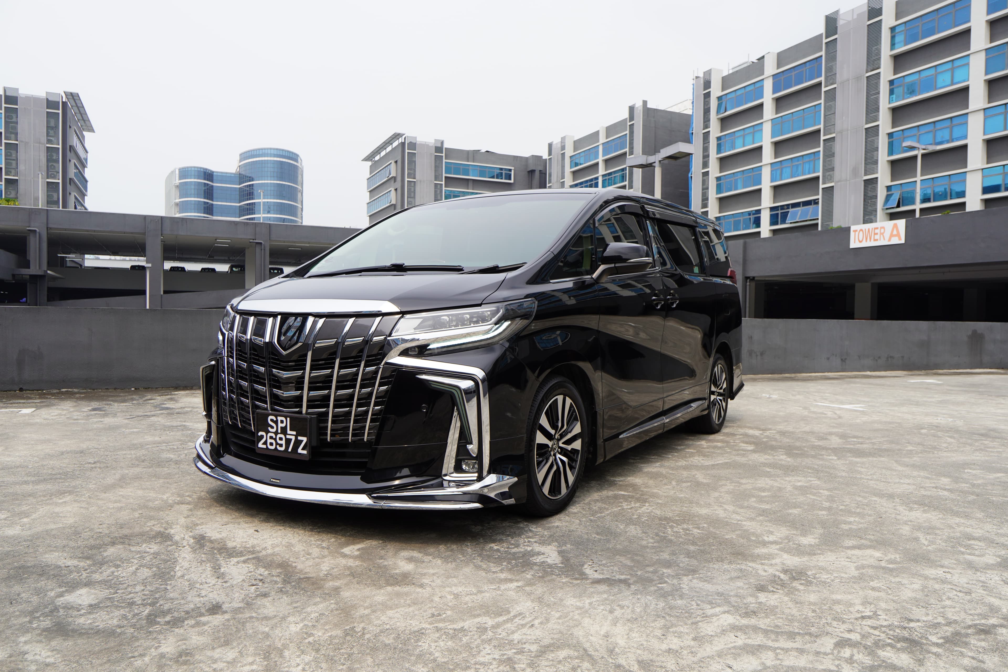 TOYOTA ALPHARD 2.5 CVT ELEGANCE S/R