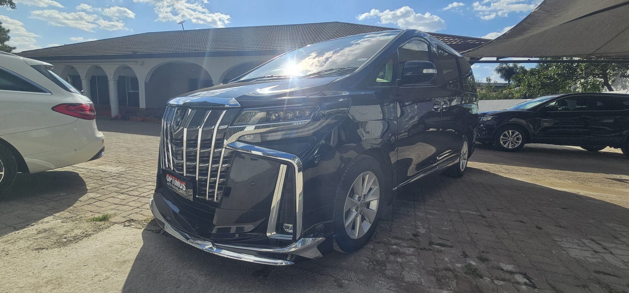 TOYOTA ALPHARD 2.4 CVT