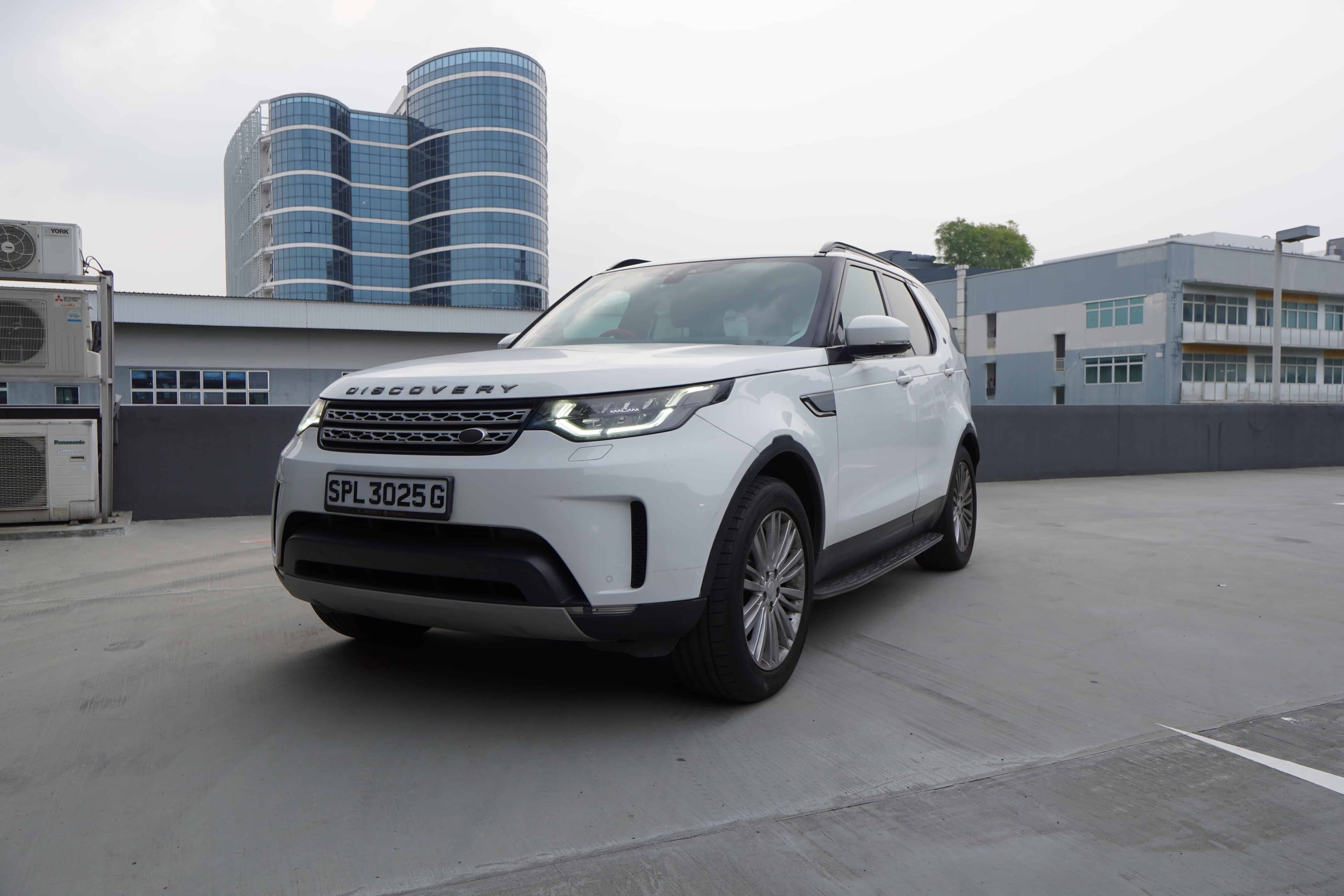 LAND ROVER DISCOVERY 3.0D HSE