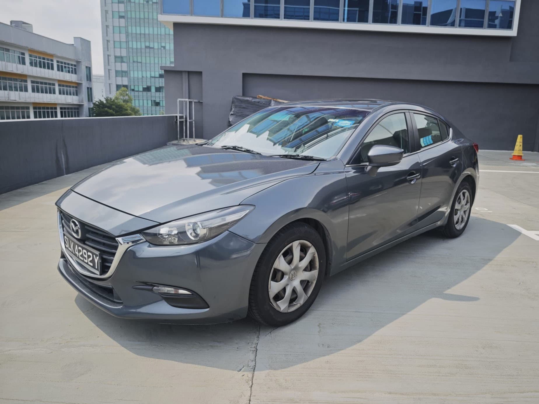 MAZDA MAZDA3 4-DOOR SEDAN 1.5L SP.6EAT