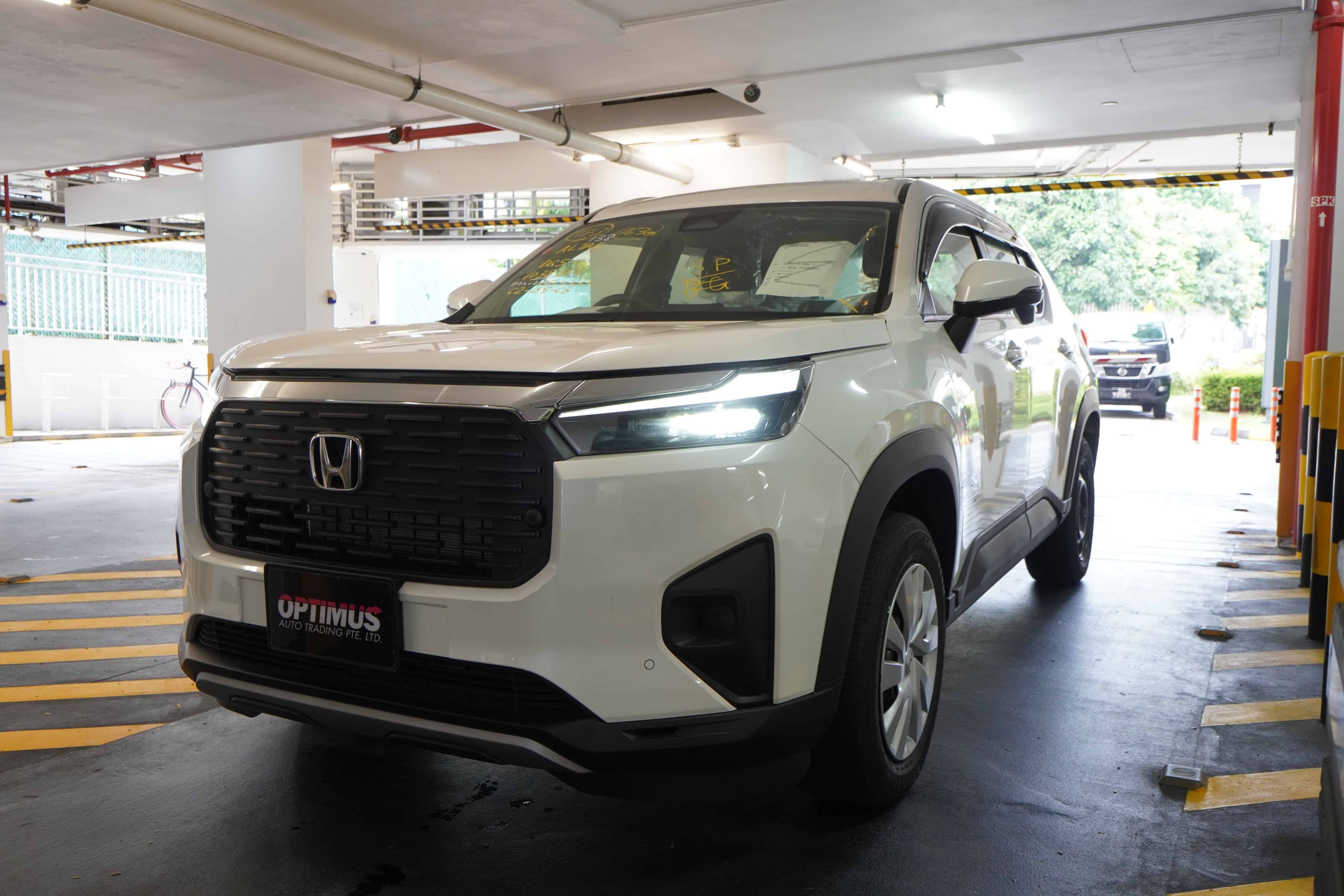 HONDA WR-V 1.5X PETROL PEARL WHITE
