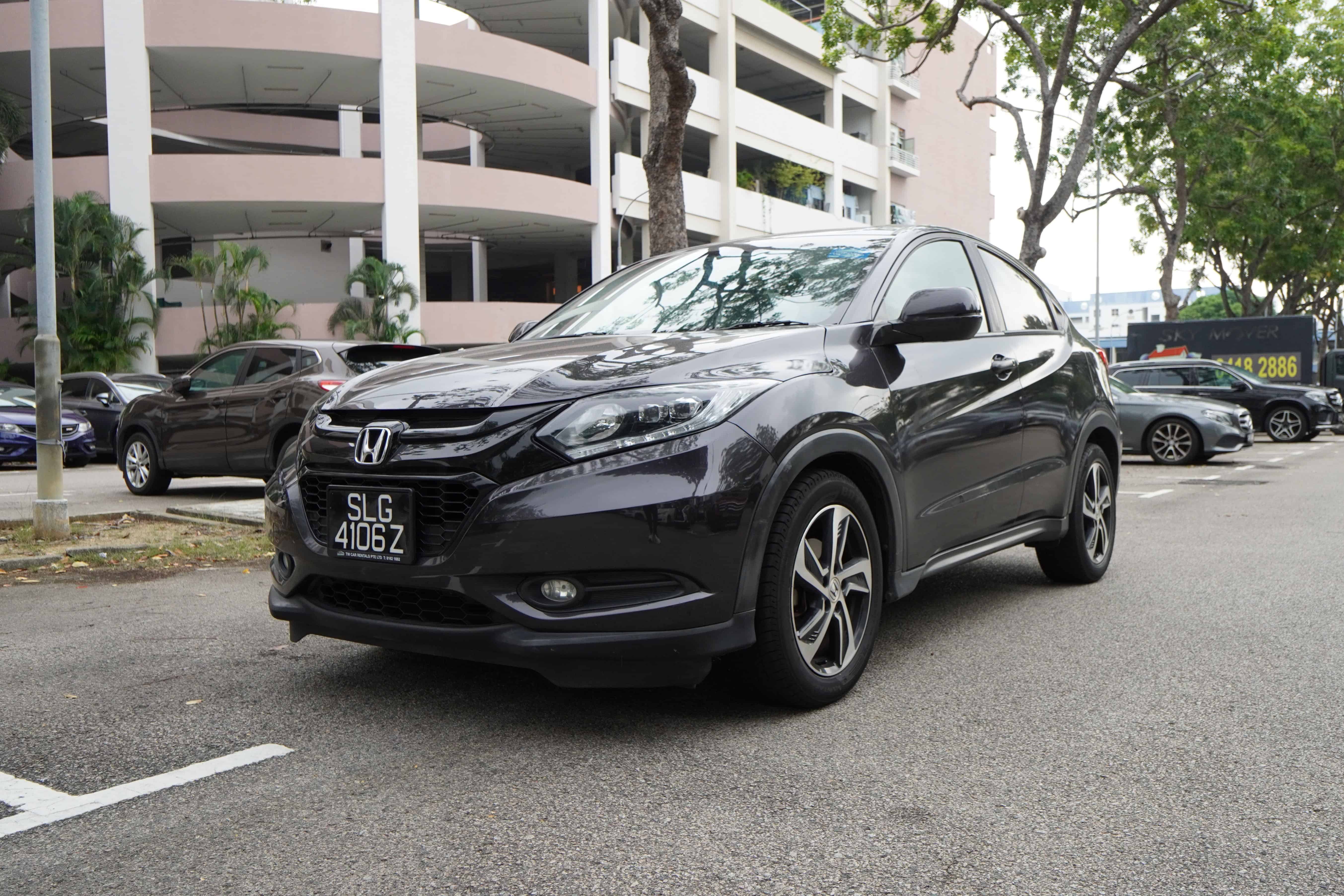 HONDA VEZEL 1.5X CVT REVCAM