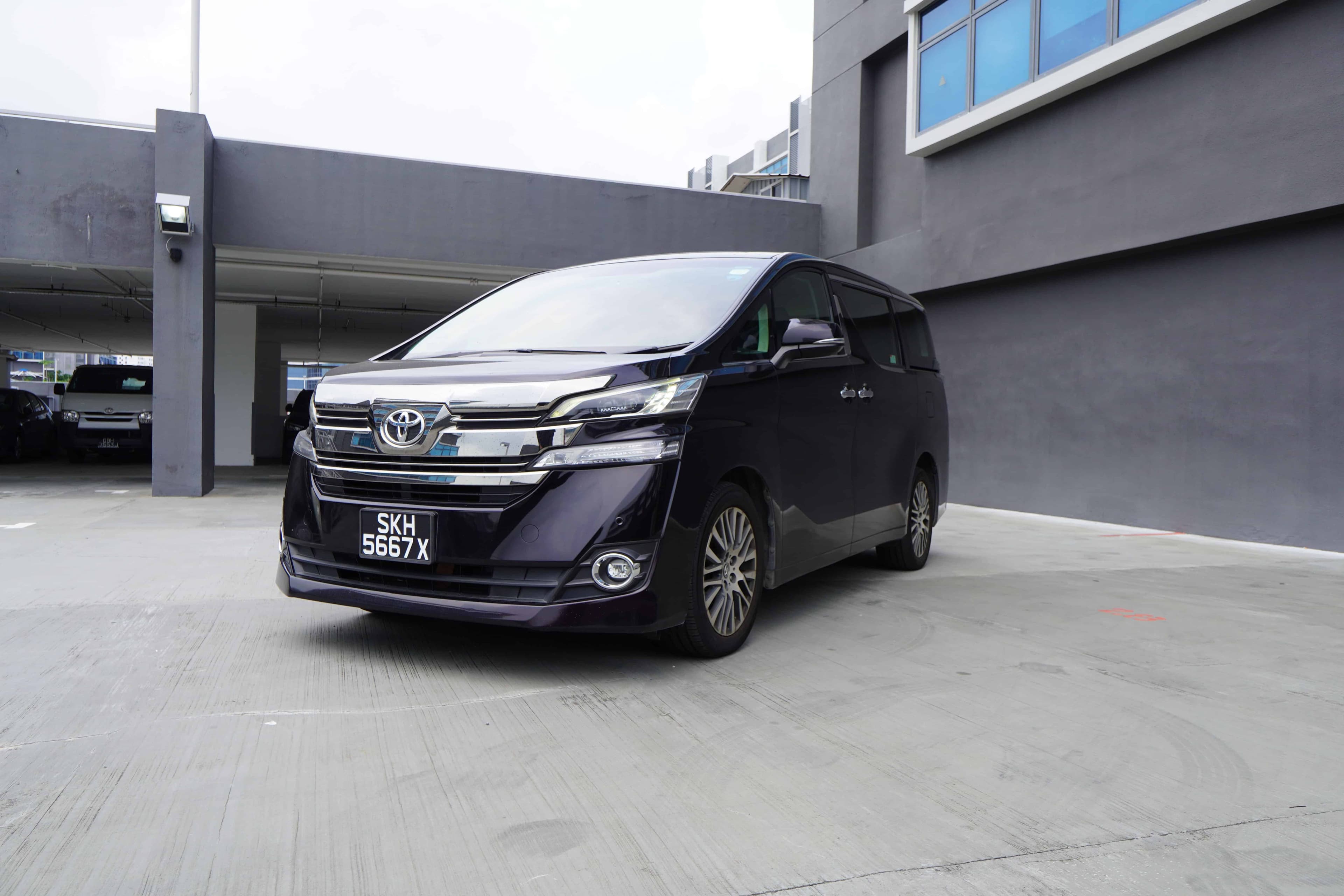 TOYOTA VELLFIRE 2.5 CVT S/R