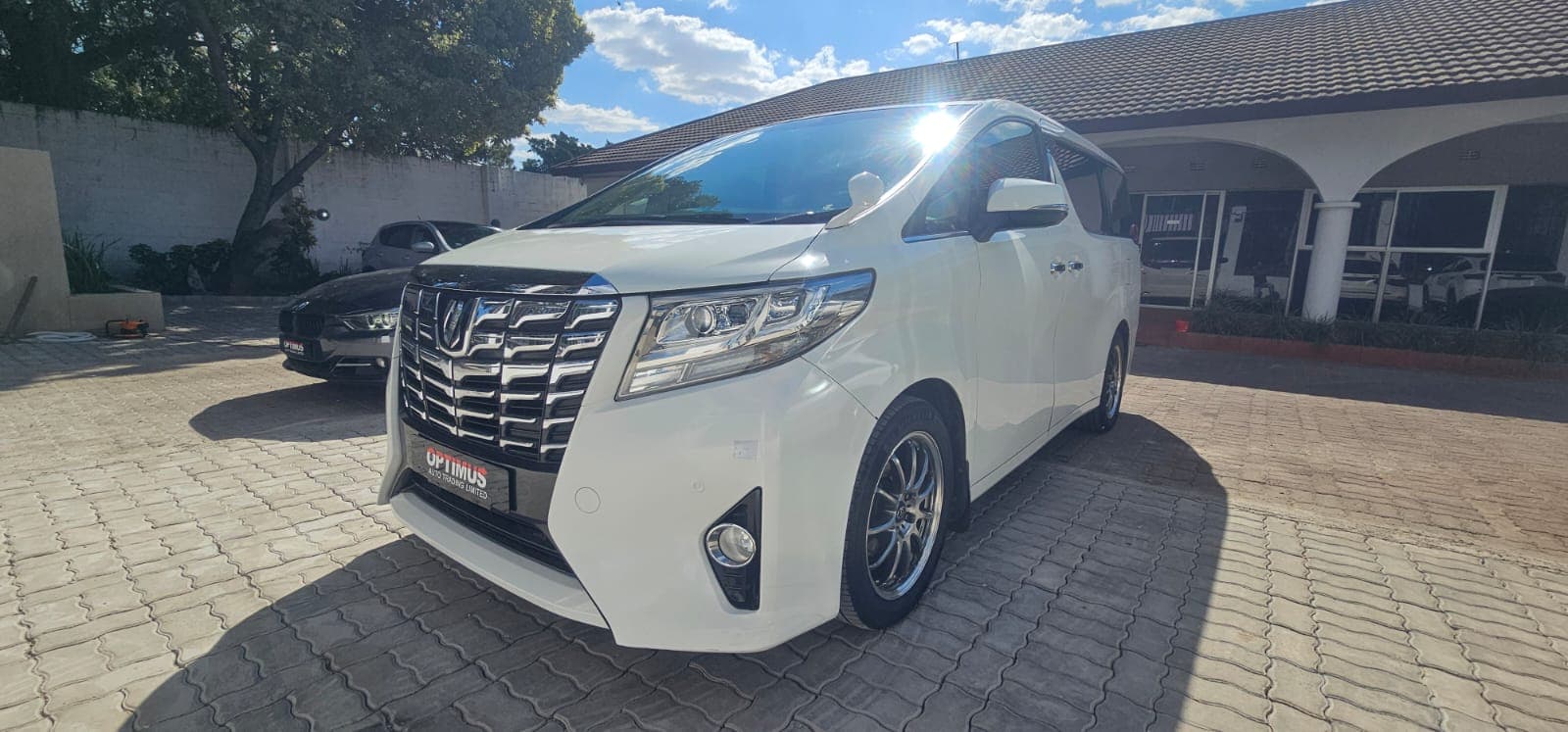 TOYOTA ALPHARD 2.5X A