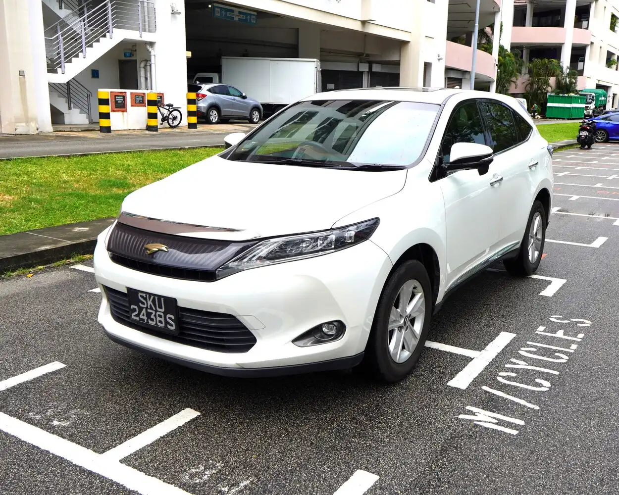 2015 Toyota Harrier