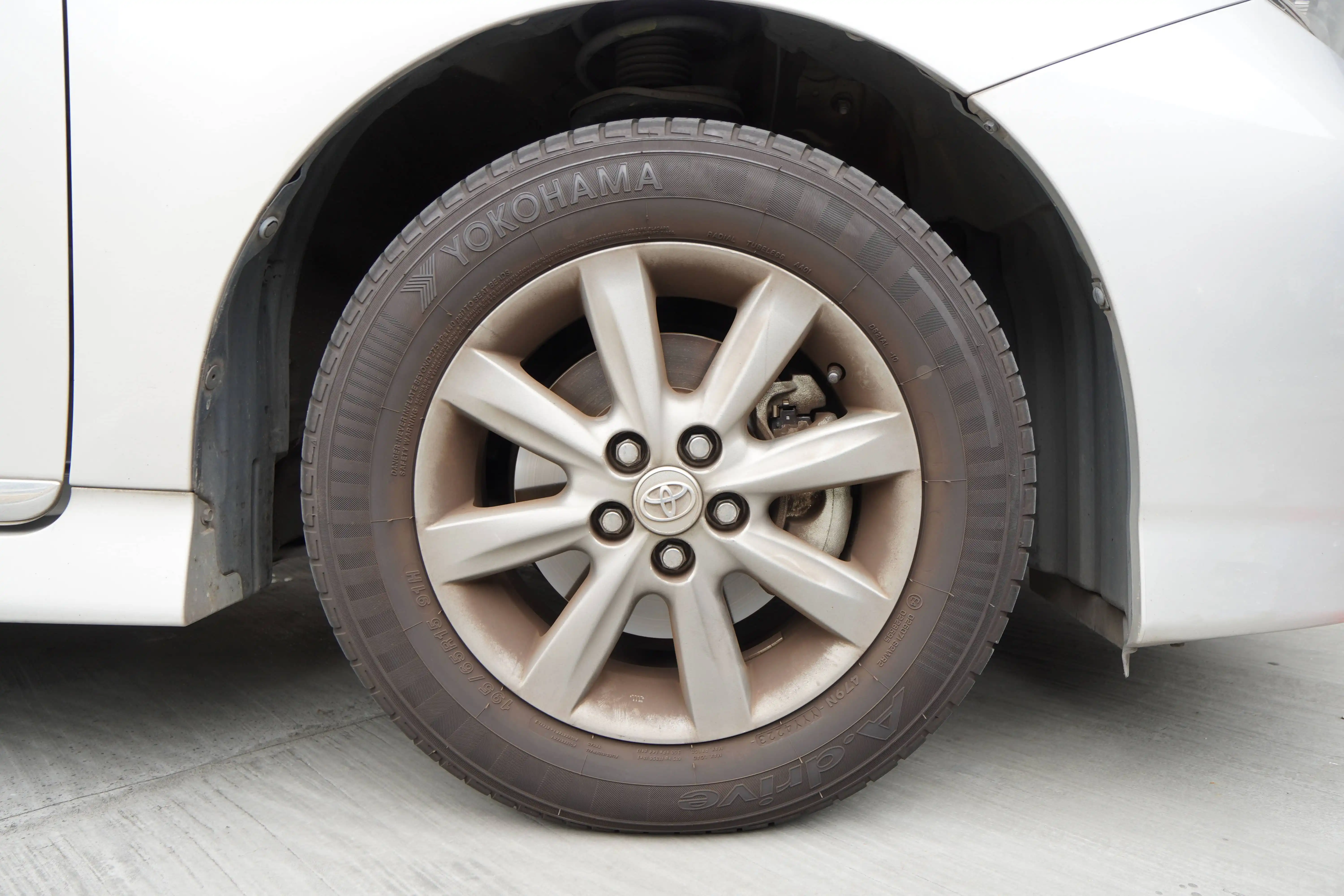 2015 Toyota WISH