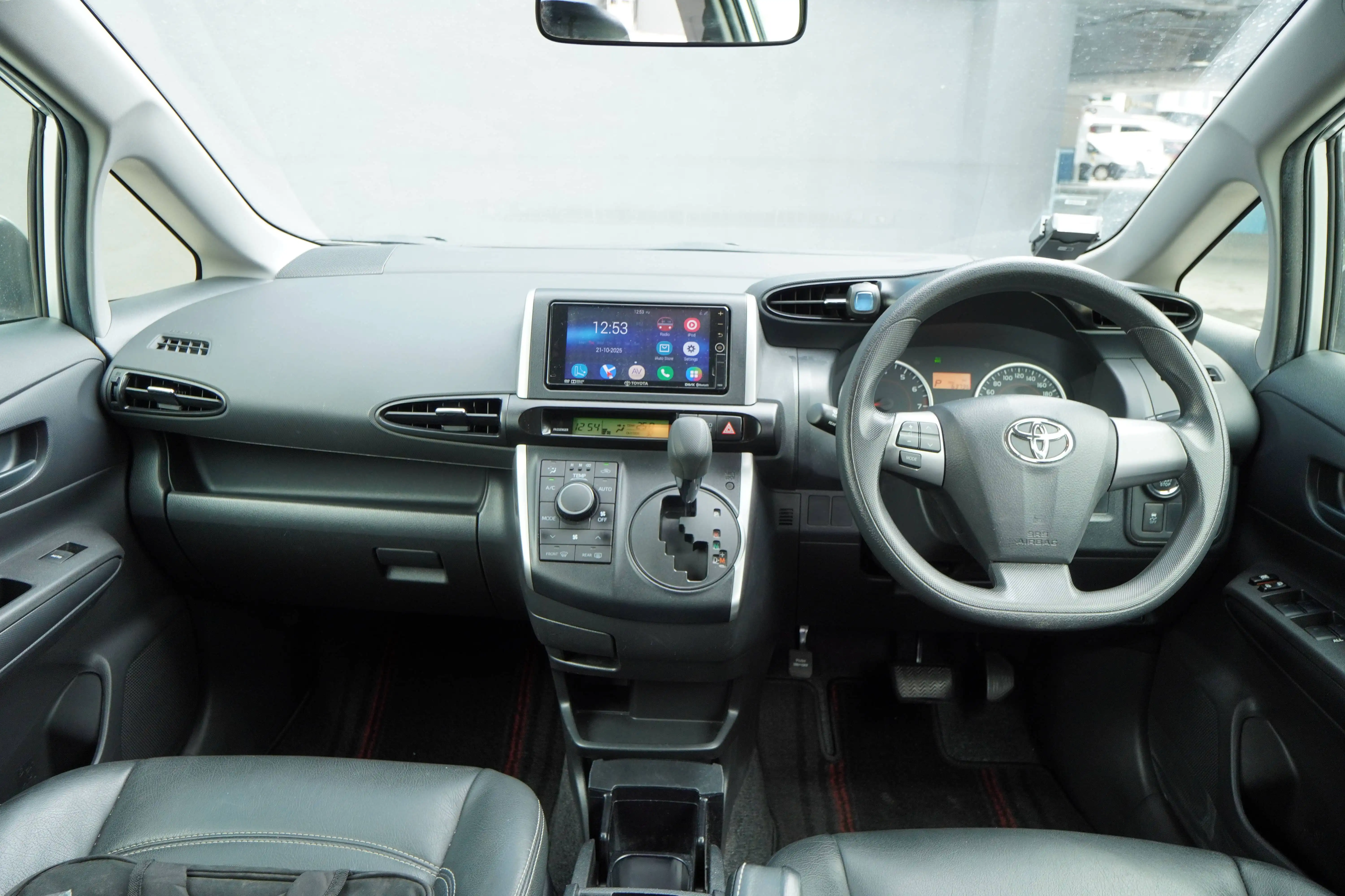 2015 Toyota WISH