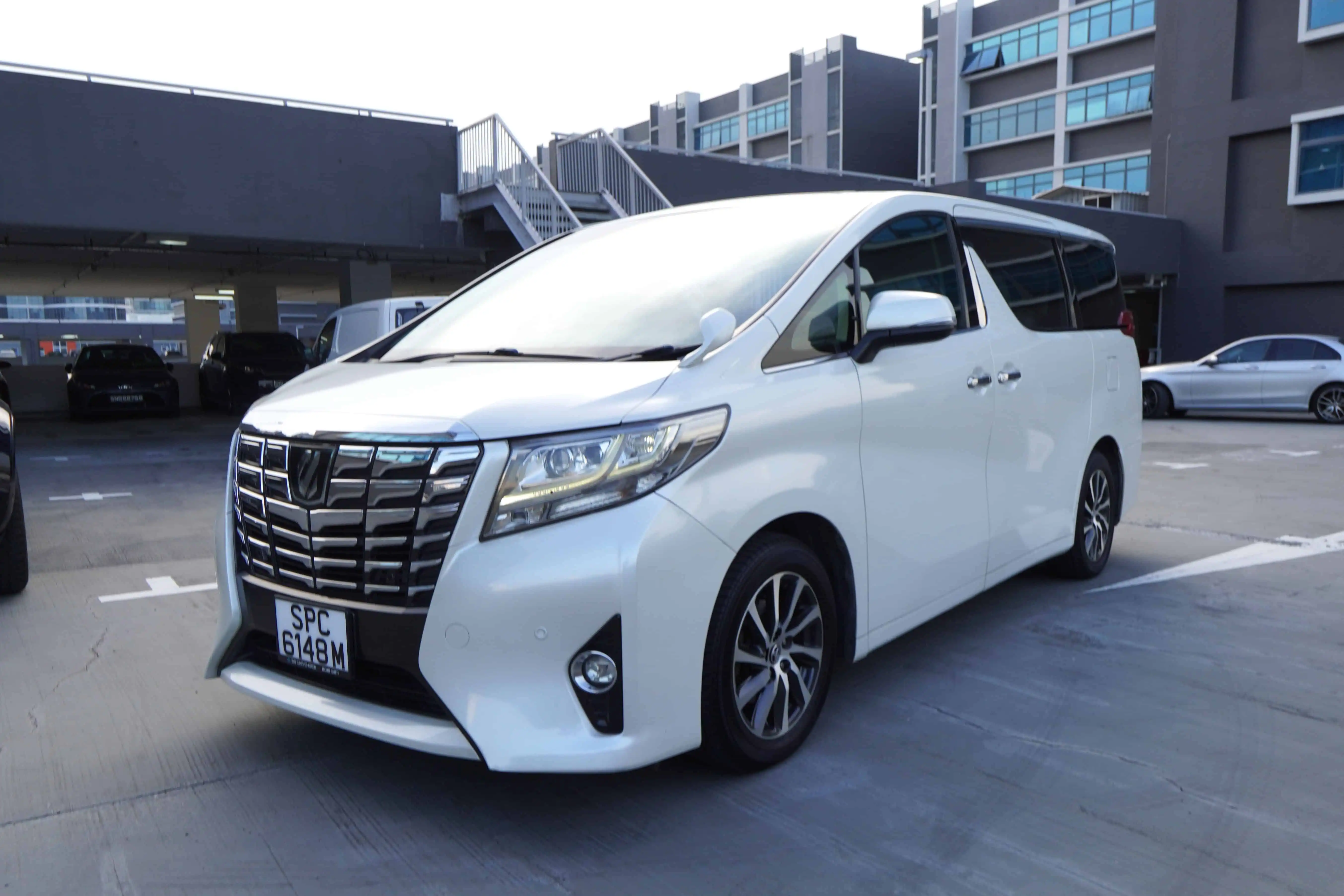 2016 Toyota Alphard